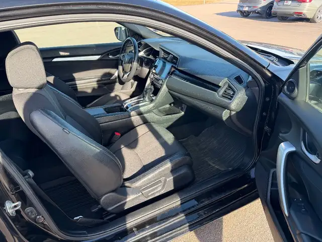 2020 Honda CIVIC - Photo 10