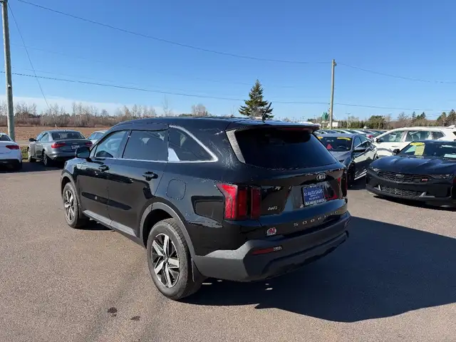 2021 Kia Sorento - Photo 4