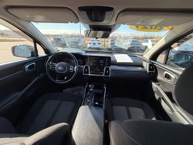 2021 Kia Sorento - Photo 12