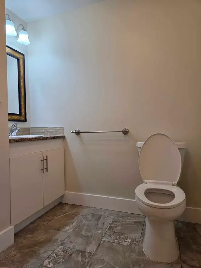 Modern 1 Bedroom – Easy Living | Ground Level | In-Suite Laundry - Photo 6