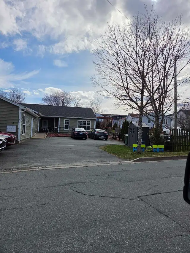 Modern 1 Bedroom – Easy Living | Ground Level | In-Suite Laundry - Photo 10