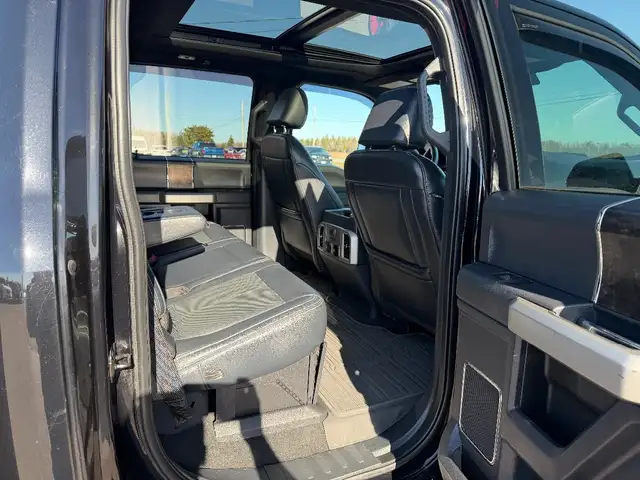 2022 Ford SUPER DUTY F-250 - Photo 10