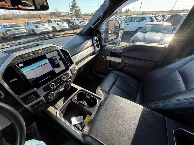 2022 Ford SUPER DUTY F-250 - Photo 24
