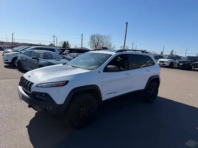 2017 Jeep Cherokee - Photo 3