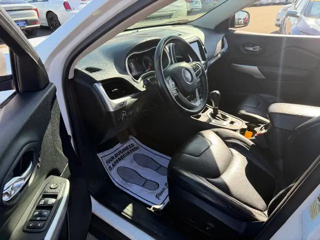 2017 Jeep Cherokee - Photo 11