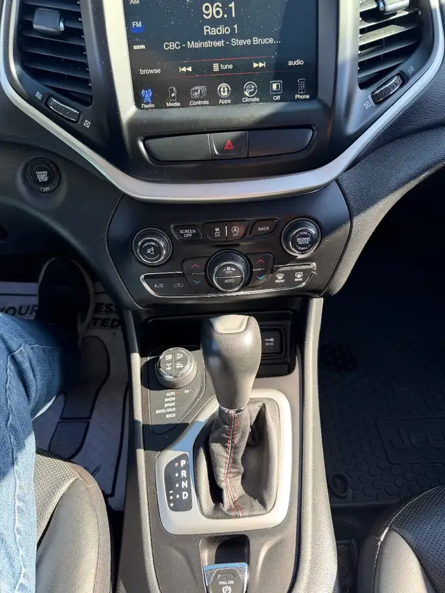 2017 Jeep Cherokee - Photo 17