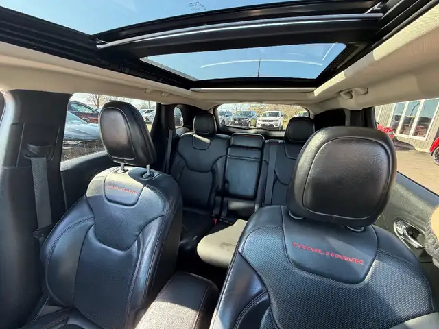 2017 Jeep Cherokee - Photo 19
