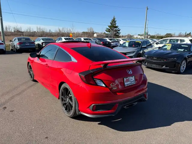 2018 Honda CIVIC - Photo 4