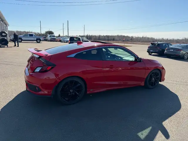 2018 Honda CIVIC - Photo 8