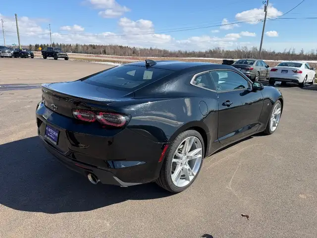 2019 Chevrolet CAMARO - Photo 6