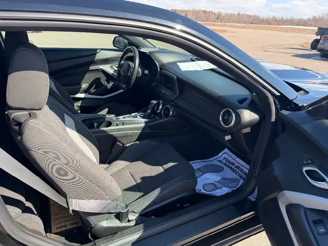2019 Chevrolet CAMARO - Photo 9