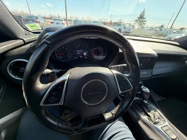 2019 Chevrolet CAMARO - Photo 21