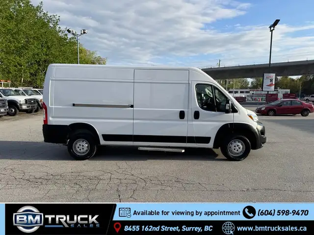 2023 Ram Promaster 2500 Cargo / High Roof / Shelving / Divider - Photo 6