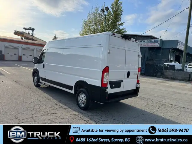 2023 Ram Promaster 2500 Cargo / High Roof / Shelving / Divider - Photo 8