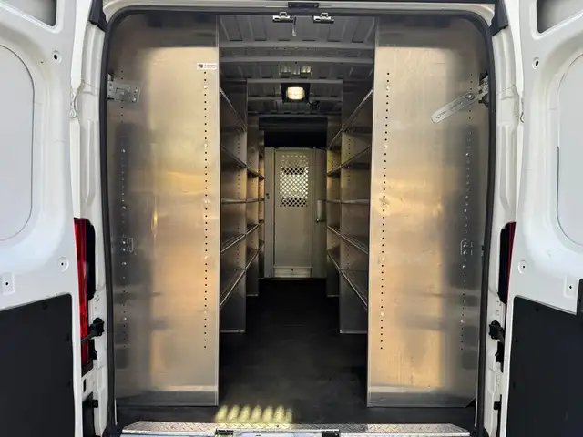 2023 Ram Promaster 2500 Cargo / High Roof / Shelving / Divider - Photo 11
