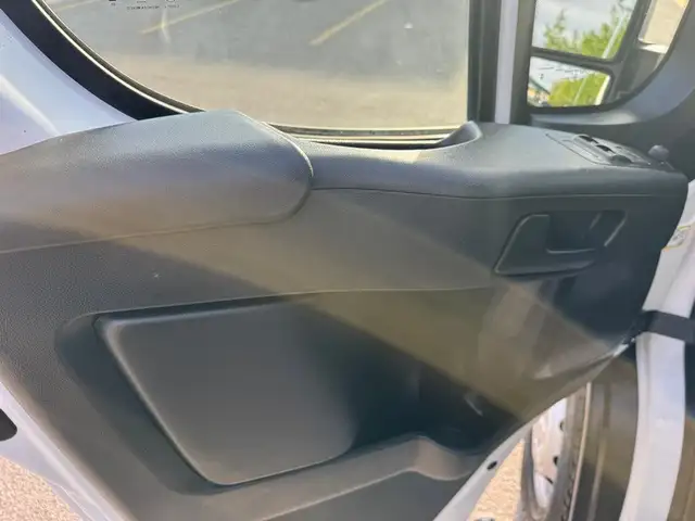 2023 Ram Promaster 2500 Cargo / High Roof / Shelving / Divider - Photo 22