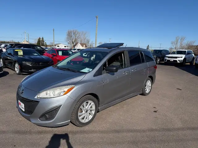 2017 Mazda Mazda5 - Photo 3