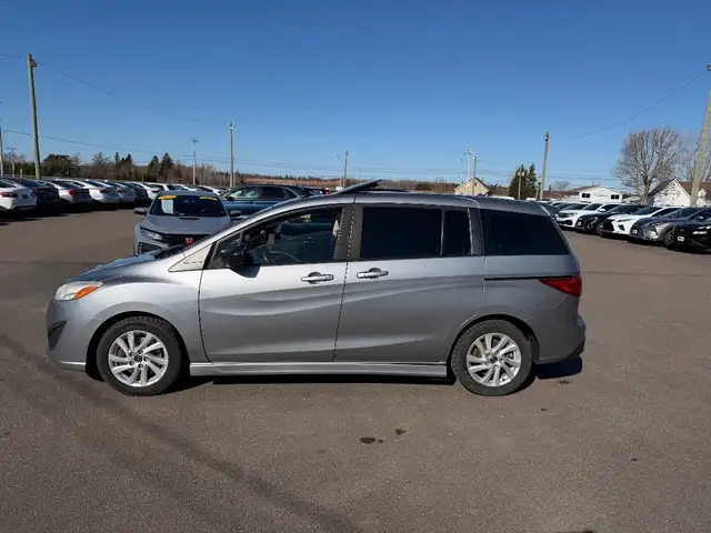 2017 Mazda Mazda5 - Photo 7