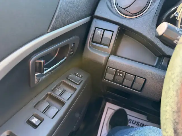 2017 Mazda Mazda5 - Photo 13
