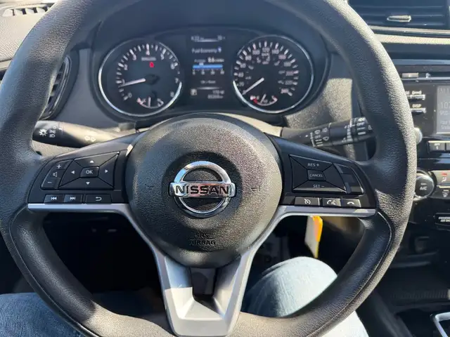 2017 Nissan ROGUE - Photo 18