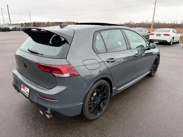 2026 Volkswagen Golf - Photo 4