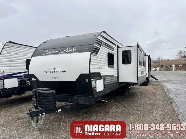 2025 EAST TO WEST SILVER LAKE 2700BH Travel Trailer - Photo 2