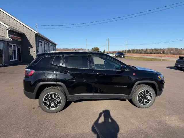 2024 Jeep COMPASS - Photo 8