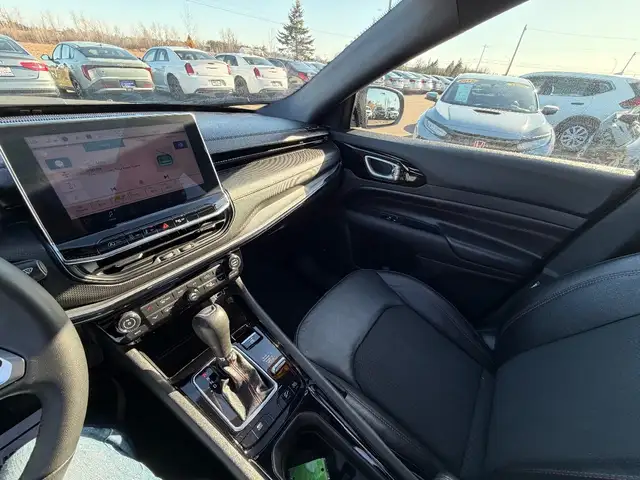2024 Jeep COMPASS - Photo 19