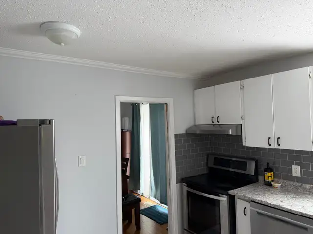 Room Available for Rent This Summer! - Photo 8