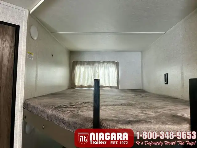2020 STARCRAFT AUTUMN RIDGE 27BHS Travel Trailer - Photo 13
