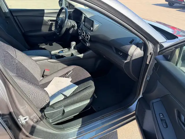 2024 Nissan Sentra - Photo 10