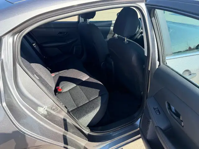 2024 Nissan Sentra - Photo 12