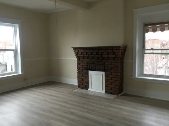 Apartment rental - Photo 5