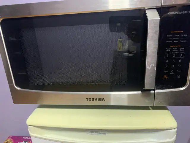 Microwave for sale - Photo 4