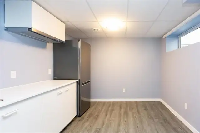 2 Bedroom Basement for Rent - Photo 2