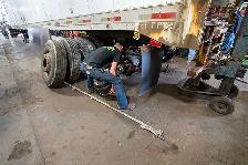 Heavy Duty trailer mechanic