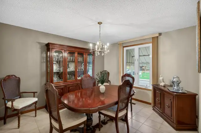 190 Deschene Ave - FOR SALE - Photo 3