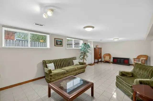 190 Deschene Ave - FOR SALE - Photo 8