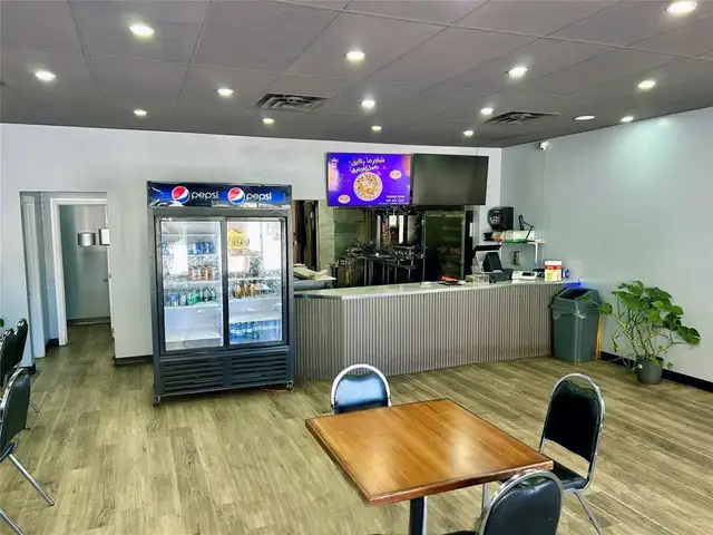 Commercial Building for Sale – 851 Erie Street East, Windsor ON - Photo 8
