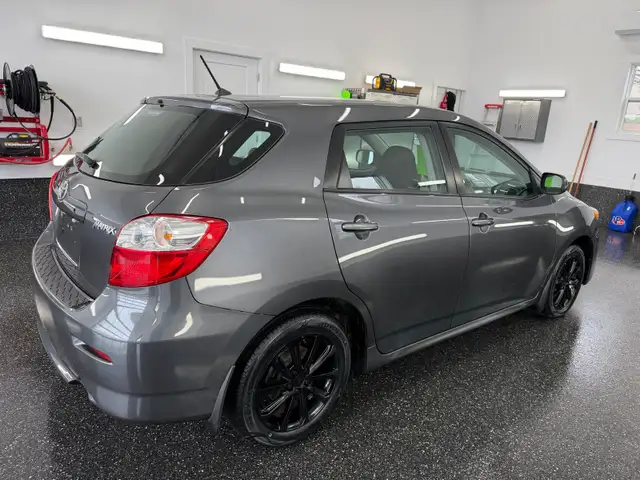 2014 Toyota Matrix - Photo 5