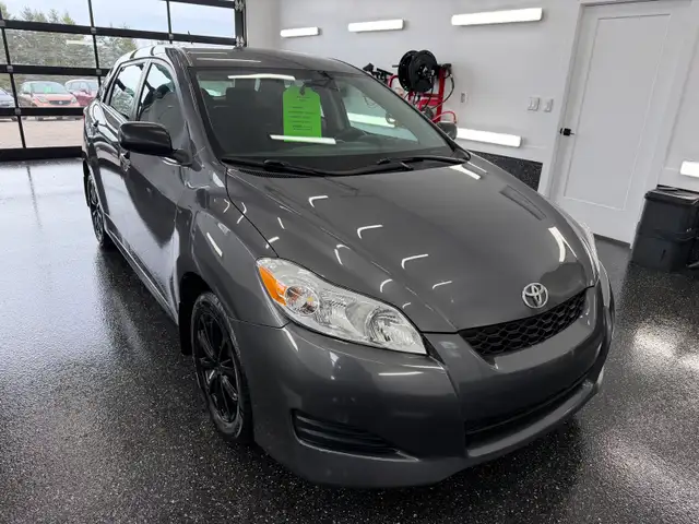 2014 Toyota Matrix - Photo 7