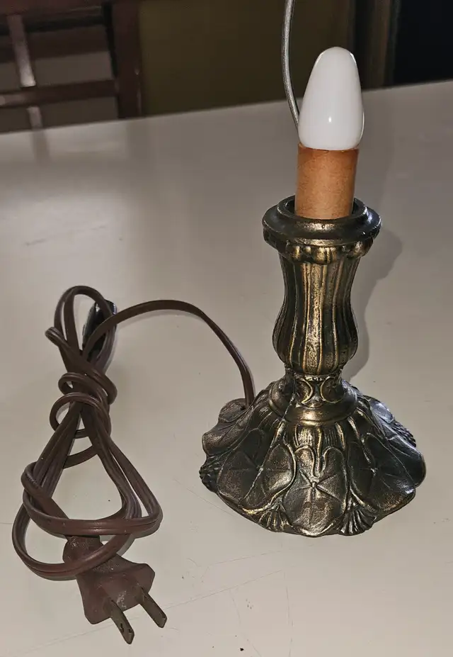 © L&L WMC Co. TIFFA-MINI ® Vintage Table (desk) Lamp Beautiful - Photo 2