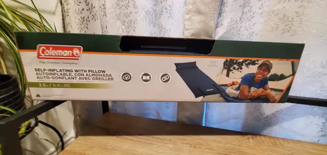 CAMPING MATS ( SELF INFLATING)