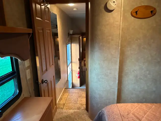 2010 Cedar Creek Custom 34ft - Photo 5