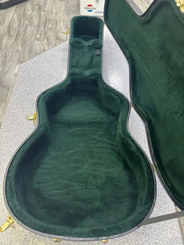 Martin & Co 000-10E Road Series  Electric Acoustic Guitar - Photo 9