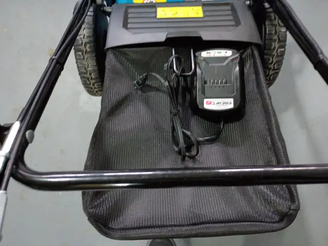 Electric Start Self Propelled Lawn Mowers - Photo 4