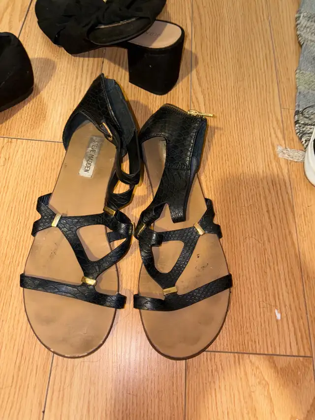 women heels /boots /sandals  used size 10  for trade read post - Photo 5