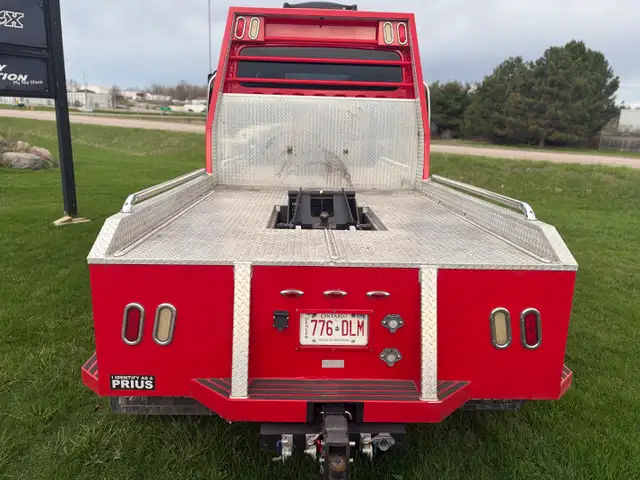 2009 FREIGHTLINER M2 106 SportChassis Hauler - Photo 19