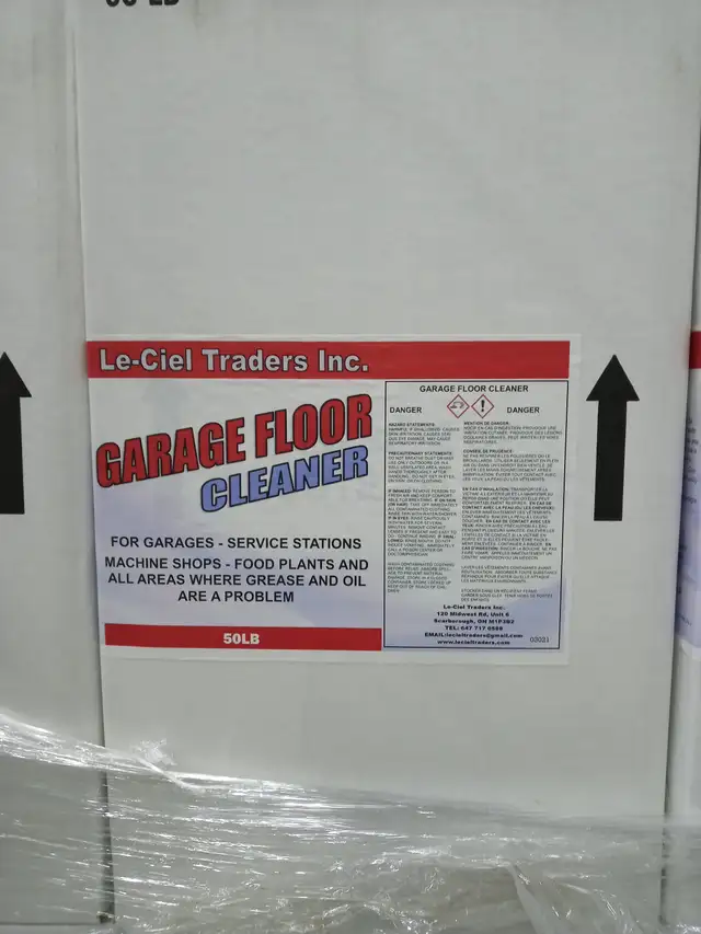 Commercial Floor Squeegee & Brooms - Photo 4