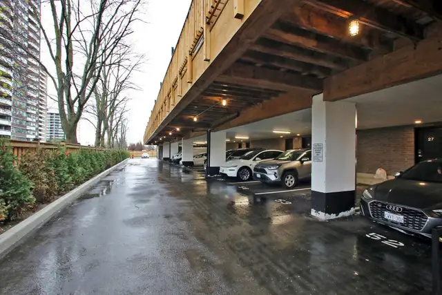 New Townhouse for rent - Photo 9